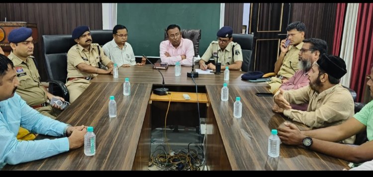 दुर्ग : ईद मिलाद-उन-नबी को लेकर पुलिस-प्रशासन अलर्ट, मुस्लिम कमेटी के साथ बैठक में जुलूस की व्यवस्था पर चर्चा