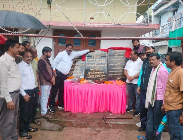 केलाबाड़ी वार्ड 41 में विकास को मिली रफ्तार, देव नारायण चन्द्राकर ने 22.25 लाख के कार्यों का किया भूमि पूजन
