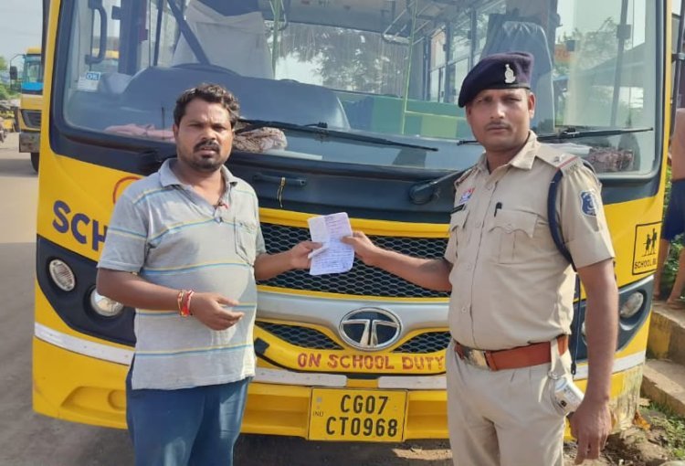दुर्ग में नशे में स्कूल बस चला रहा था चालक, कोर्ट ने भेजा जेल; 15 हजार का जुर्माना