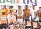 दुर्ग में सेवा सेतु कार्यक्रम: मुख्यमंत्री विष्णु देव साय ने स्वच्छता कर्मियों को किया सम्मानित, स्वनिधि हितग्राहियों को सौंपे डेमो चेक