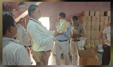 दिवाली से पहले दुर्ग-भिलाई में खाद्य विभाग की दबिश, डेयरी और मिठाई फैक्ट्रियों में मिलीं खामियां