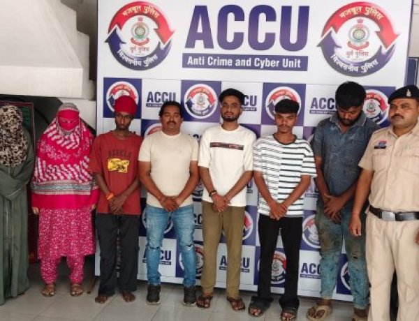 दुर्ग पुलिस की साइबर ठगी पर बड़ी कार्रवाई, 5 से 15 हजार रुपये के कमीशन के लालच में बैंक खाते देने वाले 7 खाताधारकों पर शिकंजा